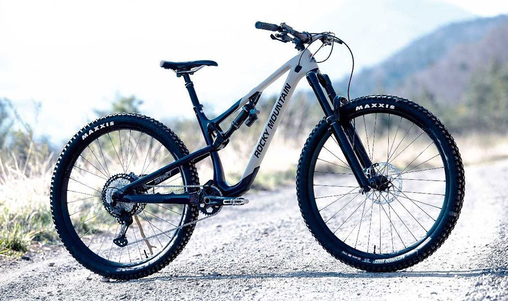 [Focus] Rocky Mountain Instinct Carbon 70